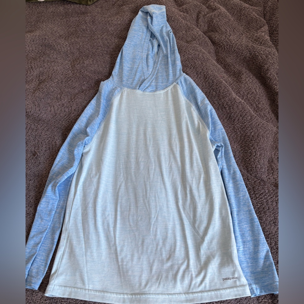 Patagonia Capilene Cool Daily Light Blue  Long Sleeve Hoodie